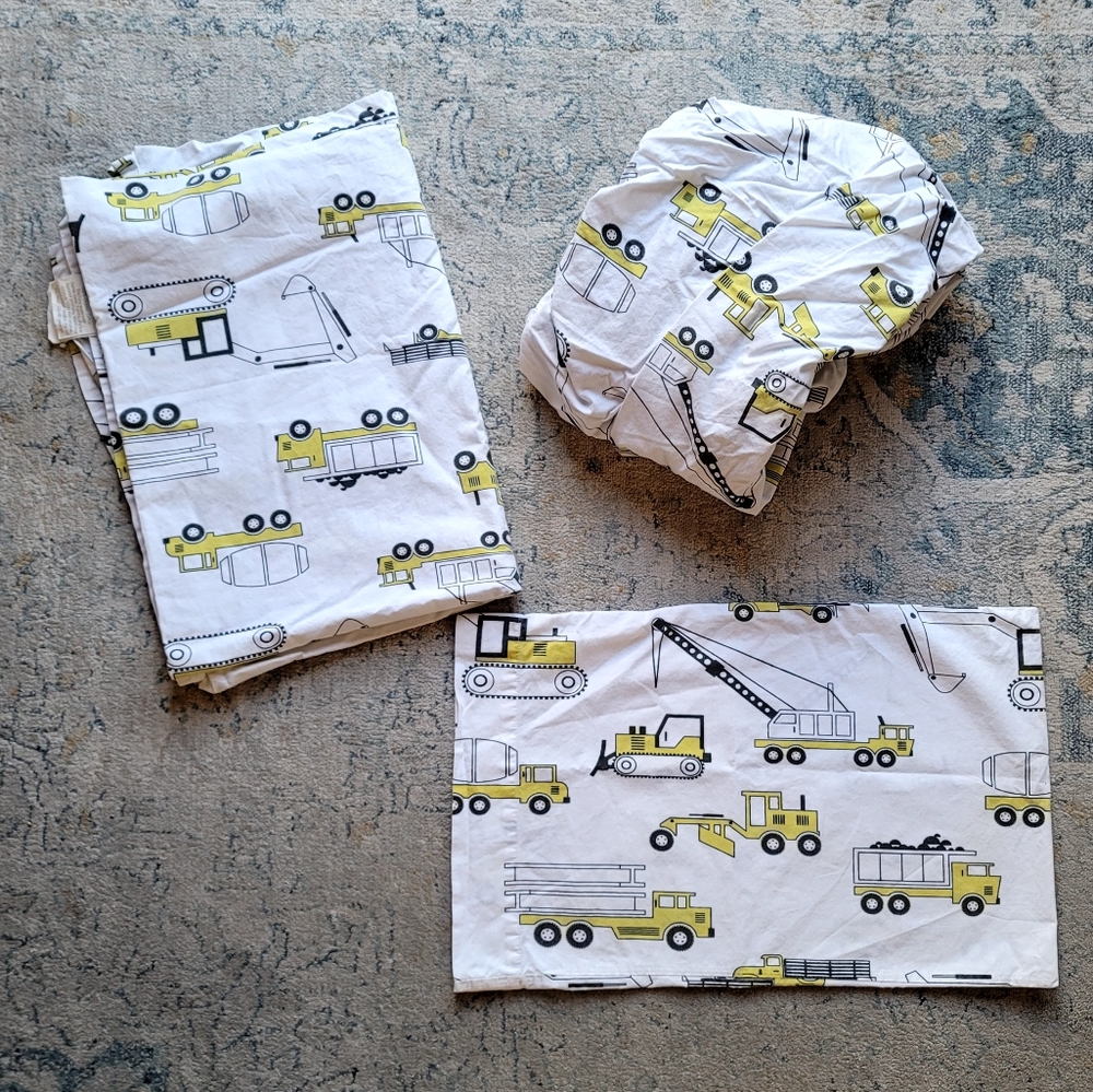 🌿The Land of Nod | Crate & Barrel Organic Builder's Toddler 3 Piece Sheet Set🌿 - Picture 2 of 9